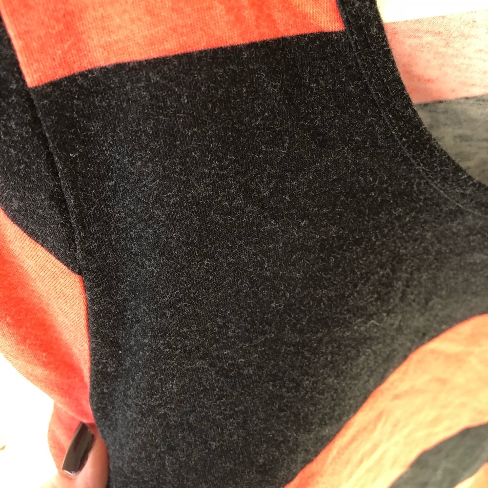 Lularoe Classic - Picture 4 of 4